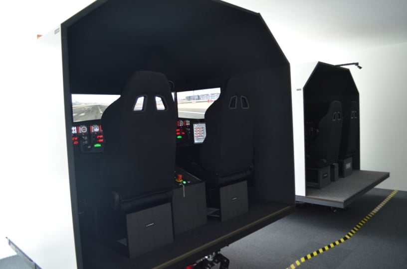 FLYFSX - Flugsimulator - Flight Simulator -  Rüchligweg 55 - 4125 Riehen - Basel - Baden - Aarau - Zürich - Schweiz - Lörrach - Freiburg - Deutschland. 